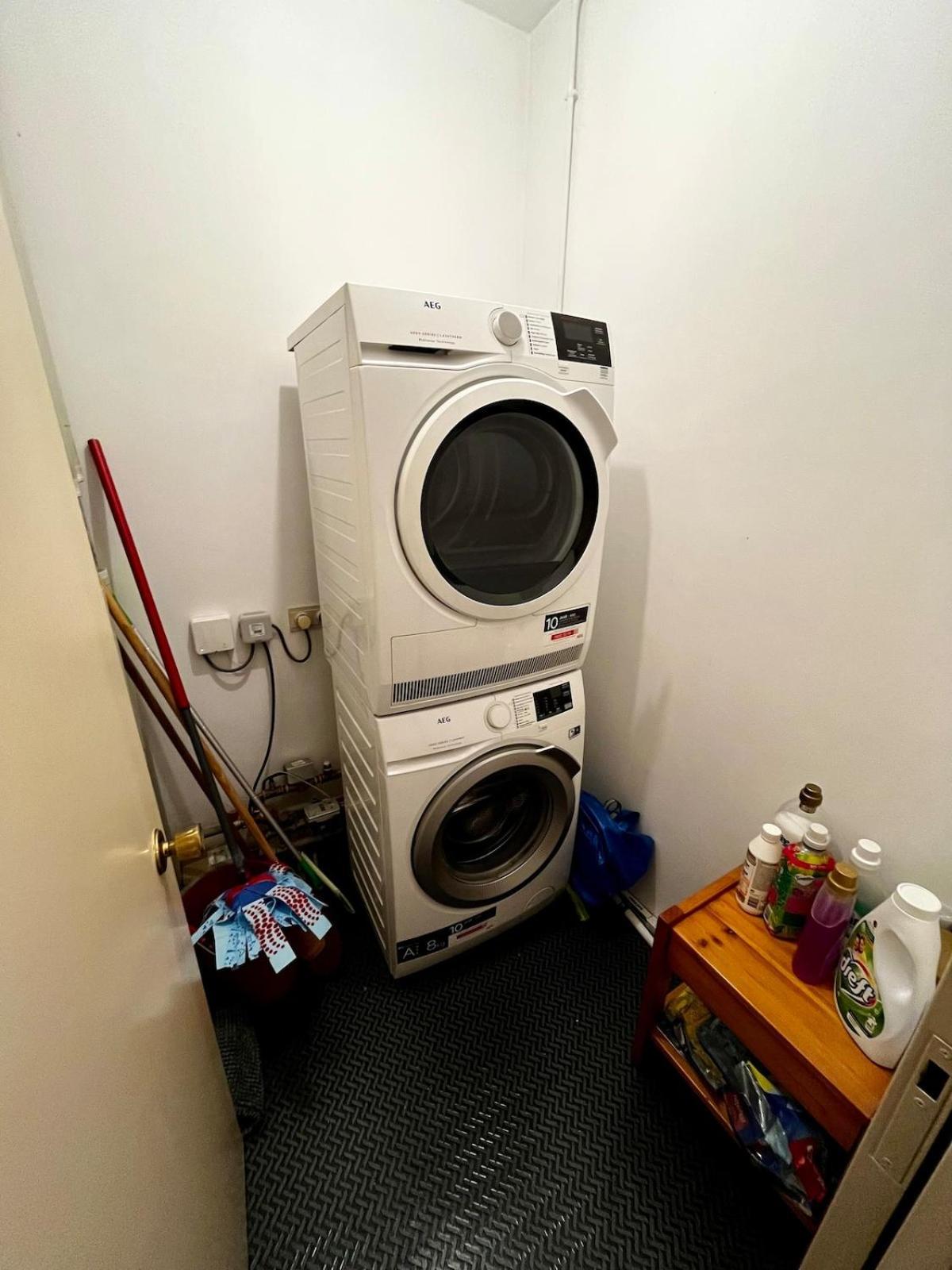 Big Apartment With Parking In Antwerpia Zewnętrze zdjęcie