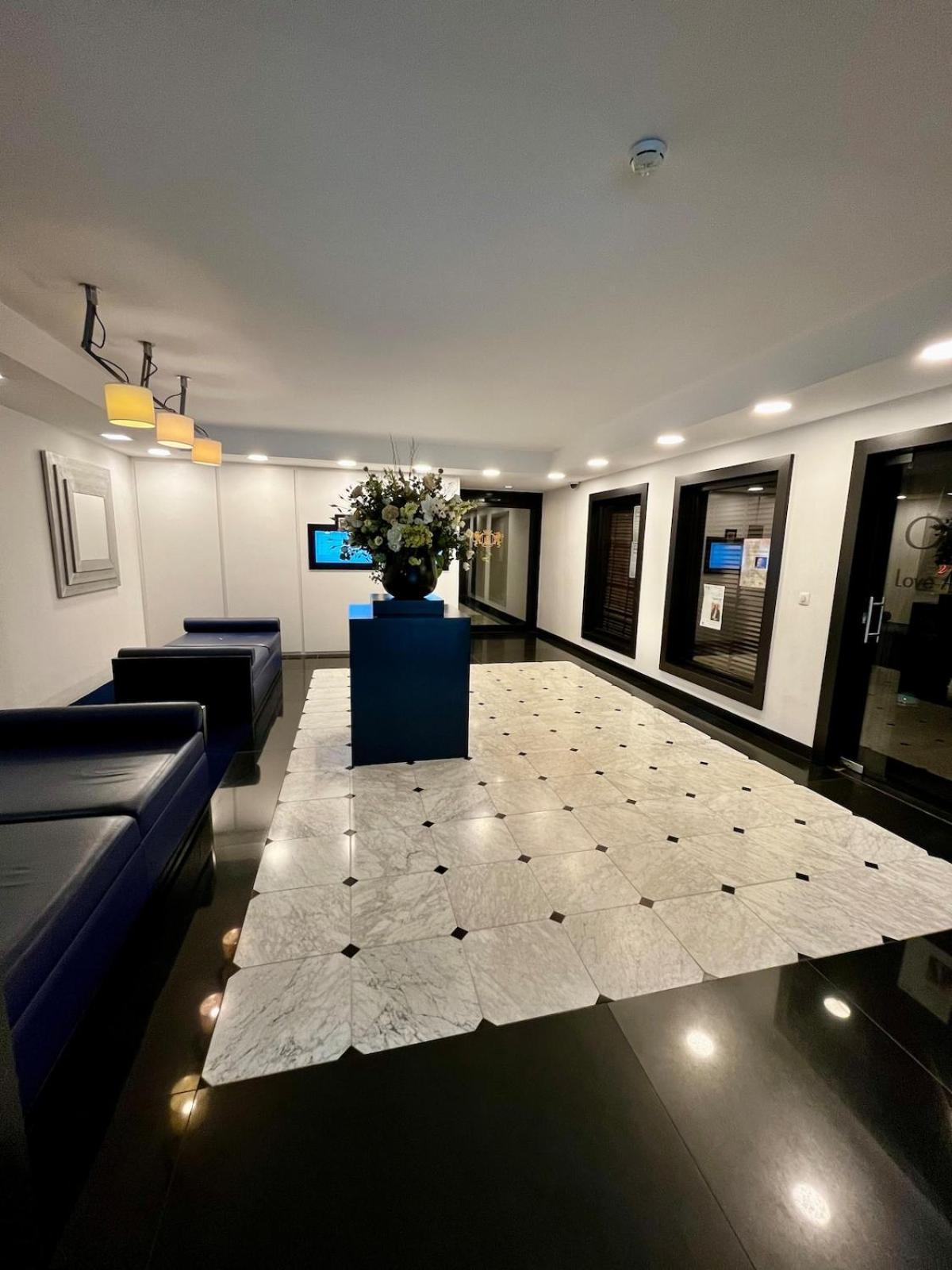 Big Apartment With Parking In Antwerpia Zewnętrze zdjęcie